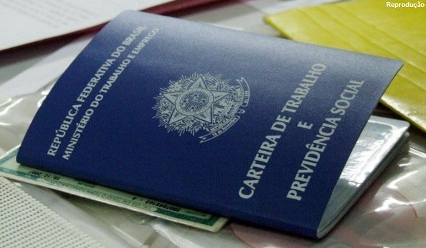 Quais São os Documentos Necessários para Admissão?