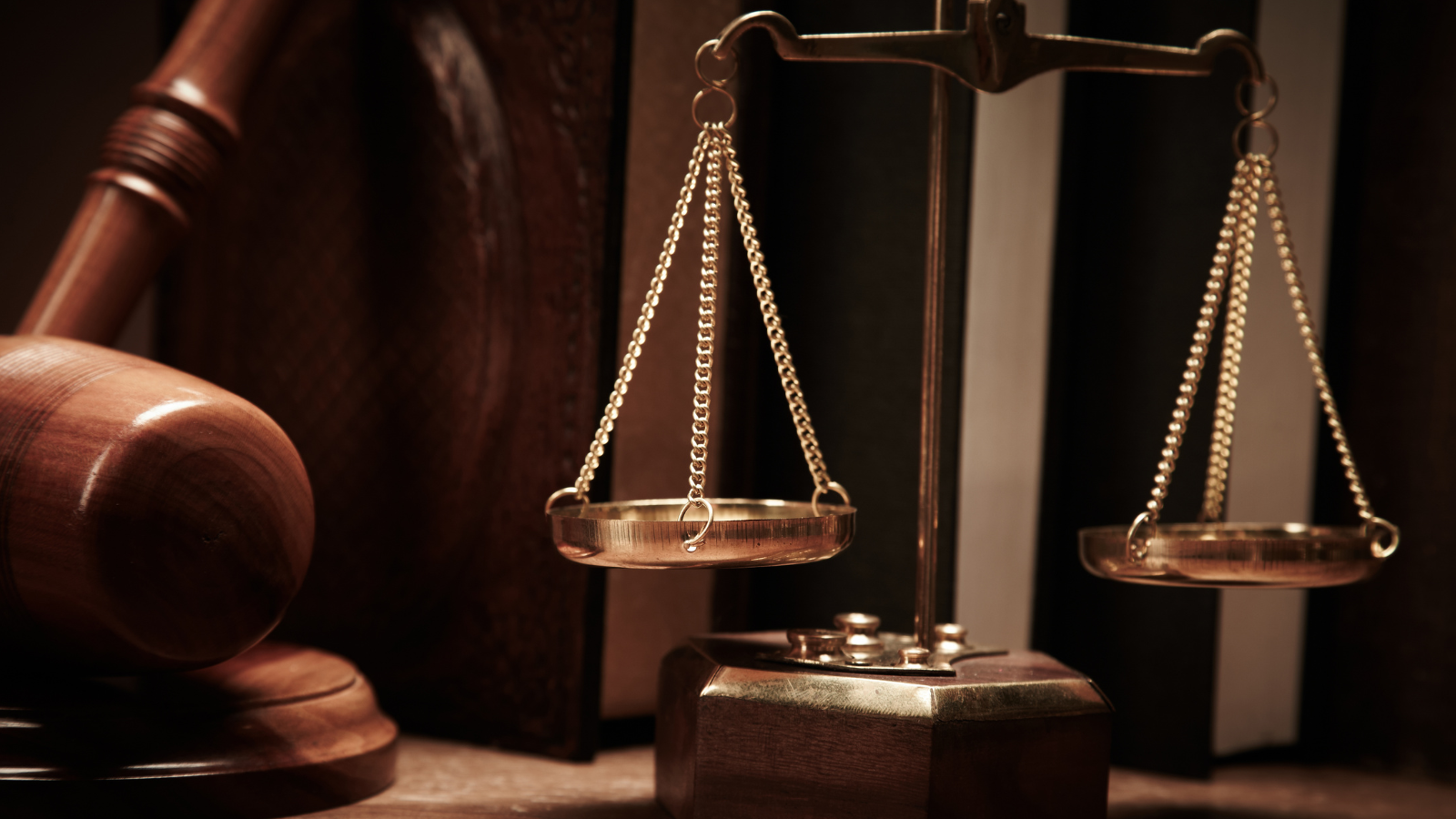 Vantagens de criar uma holding patrimonial para famílias: Proteção e organização de bens