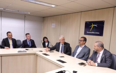 Tesouro Nacional apresenta modelo brasileiro de contabilidade pública a delegação internacional